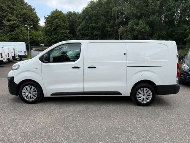 View our PEUGEOT EXPERT