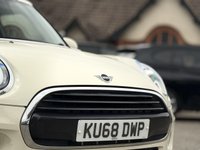 USED 2018 68 MINI HATCH 1.5 Cooper Hatchback 5dr Petrol Steptronic Euro 6 (s/s) (136 ps) 