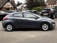USED 2016 16 HYUNDAI I30 1.6 CRDi Blue Drive SE Nav Hatchback 5dr Diesel Manual Euro 6 (s/s) (110 ps) 