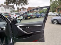 USED 2016 16 HYUNDAI I30 1.6 CRDi Blue Drive SE Nav Hatchback 5dr Diesel Manual Euro 6 (s/s) (110 ps) 