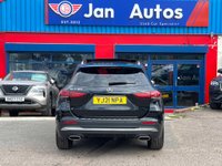 USED 2021 21 MERCEDES-BENZ GLA 1.3 GLA180 AMG Line (Premium Plus) 7G-DCT Euro 6 (s/s) 5dr Pan/Roof+Nav+Camera+CarPlay