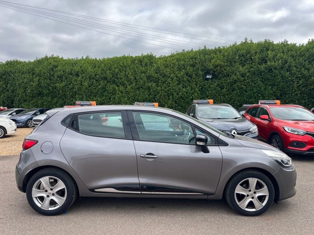 View our RENAULT CLIO