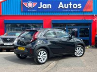 USED 2023 72 TOYOTA AYGO X 1.0 VVT-i Pure x-shift Euro 6 (s/s) 5dr Full SH+1owner+Nav+Camera