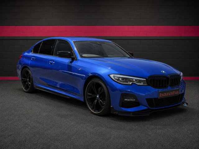 View our BMW 3 SERIES