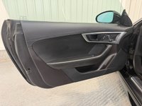 USED 2017 67 JAGUAR F-TYPE 2.0i R-Dynamic Coupe 2dr Petrol Auto Euro 6 (s/s) (300 ps) 