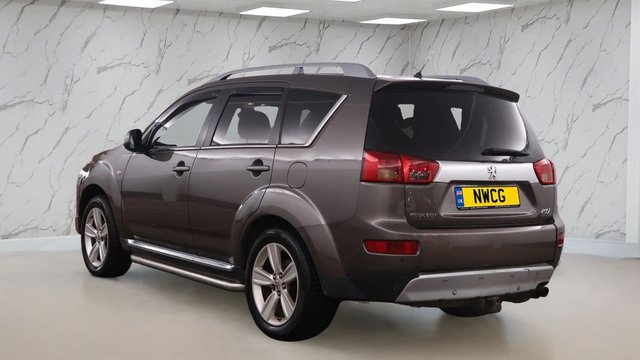 View our PEUGEOT 4007