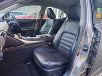 USED 2014 14 LEXUS IS 2.5 300h Luxury Saloon 4dr Petrol Hybrid E-CVT Euro 5 (s/s) (223 ps) Comprehensive LEXUS Service History  |  Fresh Service at POS  |  Set of  2 Keys