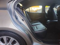 USED 2014 14 LEXUS IS 2.5 300h Luxury Saloon 4dr Petrol Hybrid E-CVT Euro 5 (s/s) (223 ps) Comprehensive LEXUS Service History  |  Fresh Service at POS  |  Set of  2 Keys