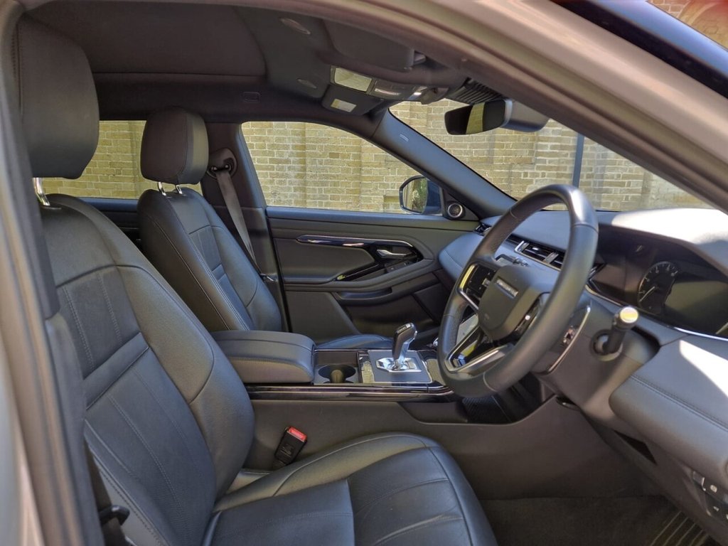 USED 2022 22 LAND ROVER RANGE ROVER EVOQUE 1.5 P300e 12.2kWh R-Dynamic SE SUV 5dr Petrol Plug-in Hybrid Auto 4WD Euro 6 (s/s) (309 ps) FINANCE AVAILABLE