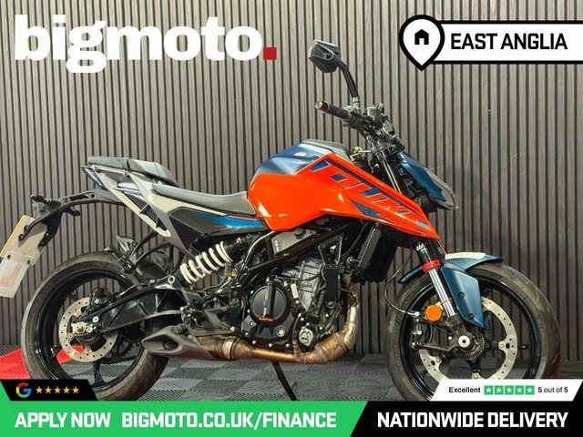 View our KTM 125 DUKE