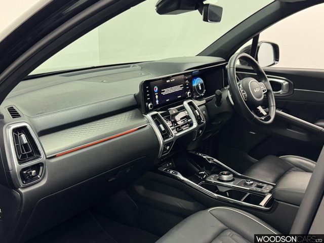 View our KIA SORENTO