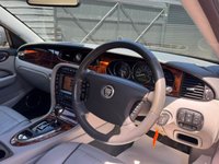 USED 2008 08 JAGUAR XJ 2.7 TD Sovereign LWB Saloon 4dr Diesel Automatic (214 g/km, 204 bhp) 