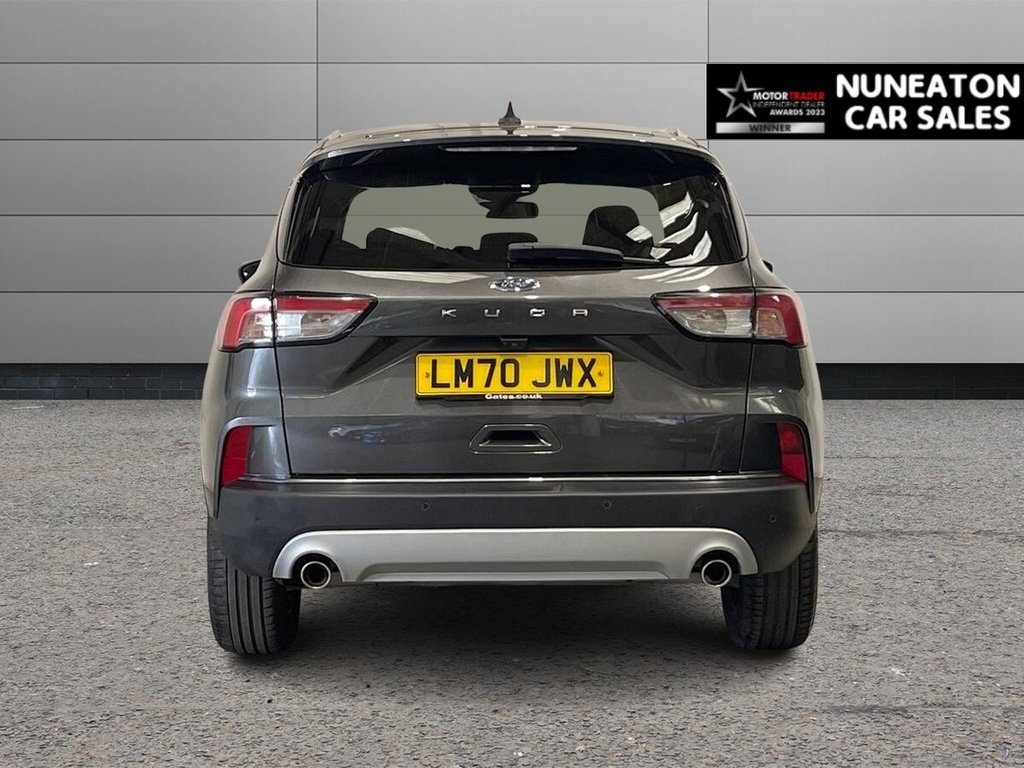 2021 Ford Kuga — image 4
