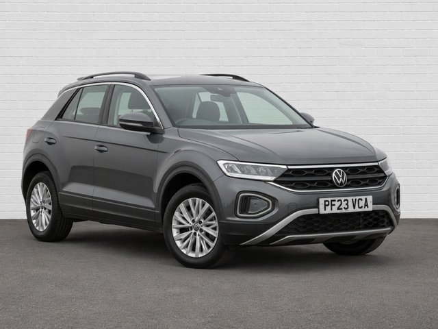 View our Volkswagen T-Roc 1.5 TSI Life SUV 5dr Petrol Manual Euro 6 (s/s) (150 ps)