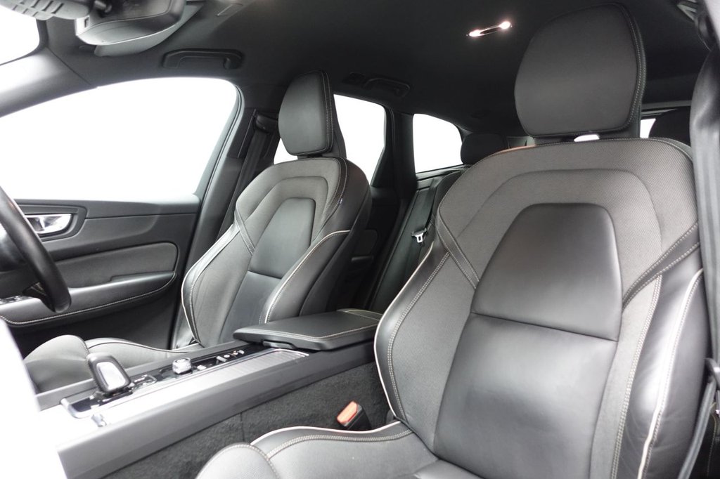 2020 Volvo XC60 — image 8