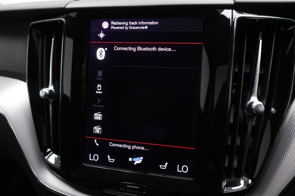 2020 Volvo XC60 — image 13