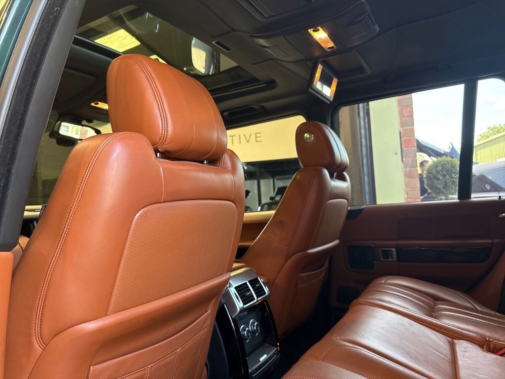 USED 2010 LAND ROVER RANGE ROVER 4.4 TD V8 Autobiography SUV 5dr Diesel Auto 4WD Euro 5 (313 bhp) AINTREE GREEN OVER TAN LEATHER