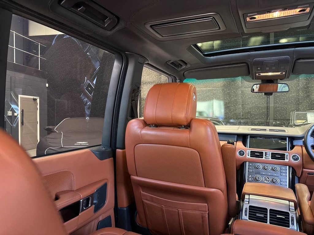 USED 2010 LAND ROVER RANGE ROVER 4.4 TD V8 Autobiography SUV 5dr Diesel Auto 4WD Euro 5 (313 bhp) AINTREE GREEN OVER TAN LEATHER