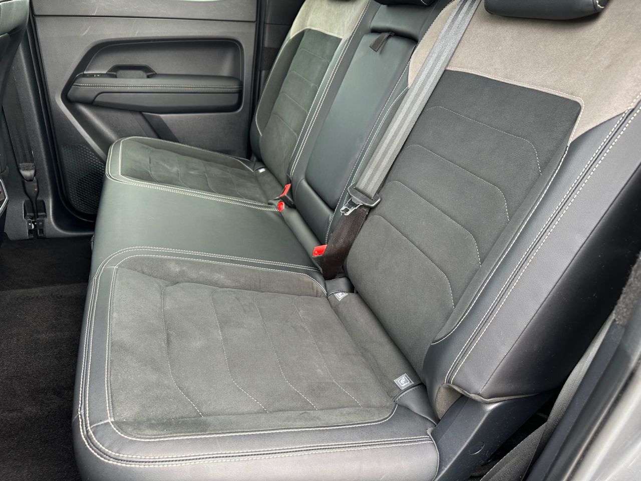 2023 VOLKSWAGEN AMAROK 2.0 TDI Style Pickup Double Cab 4dr Diesel Auto 4Motion Euro 6 (s/s) (205 p - vehicle photo 25 for sale on PureCar
