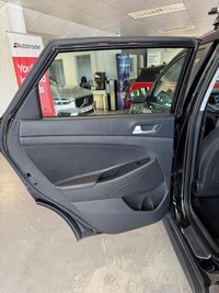 USED 2017 67 HYUNDAI TUCSON 2.0 CRDi Blue Drive SE Nav SUV 5dr Diesel Manual Euro 6 (s/s) (136 ps) 