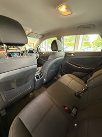 USED 2017 67 HYUNDAI TUCSON 2.0 CRDi Blue Drive SE Nav SUV 5dr Diesel Manual Euro 6 (s/s) (136 ps) 