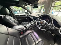 USED 2019 69 PORSCHE CAYENNE 2.9T V6 GPF S SUV 5dr Petrol TiptronicS 4WD Euro 6 (s/s) (440 ps) 2 Keys - Pan Roof - Nav - Bose
