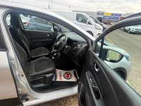 USED 2017 17 RENAULT CAPTUR 1.2 TCe ENERGY Dynamique Nav SUV 5dr Petrol EDC Euro 6 (s/s) (120 ps) EXCELLENT  CONDITION IN&OUT