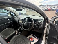 USED 2017 17 RENAULT CAPTUR 1.2 TCe ENERGY Dynamique Nav SUV 5dr Petrol EDC Euro 6 (s/s) (120 ps) EXCELLENT  CONDITION IN&OUT