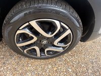 USED 2017 17 RENAULT CAPTUR 1.2 TCe ENERGY Dynamique Nav SUV 5dr Petrol EDC Euro 6 (s/s) (120 ps) EXCELLENT  CONDITION IN&OUT