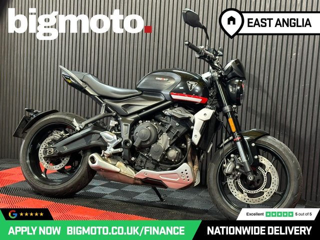 View our TRIUMPH Trident 660