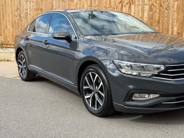 View our VOLKSWAGEN PASSAT