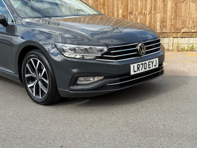 View our VOLKSWAGEN PASSAT