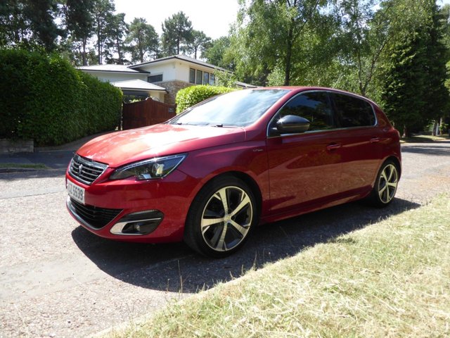 View our PEUGEOT 308