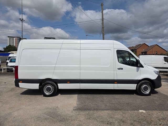 View our MERCEDES-BENZ SPRINTER
