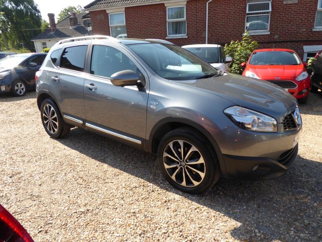 2012 NISSAN QASHQAI