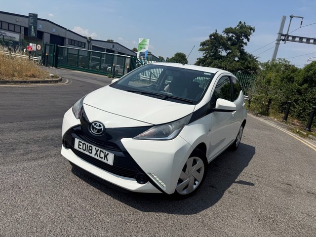 View our Toyota Aygo 1.0 VVT-i x-play Hatchback 5dr Petrol x-shift Euro 6 (68 ps)
