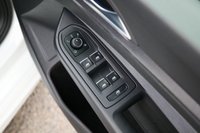 USED 2025 25 VOLKSWAGEN GOLF 2.0 TSI R Black Edition Hatchback 5dr Petrol DSG 4Motion Euro 6 (s/s) (333 ps) PURE WHITE PAINTWORK + WINTER PACK + ACC + REVERSE CAMERA