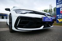 USED 2025 25 VOLKSWAGEN GOLF 2.0 TSI R Black Edition Hatchback 5dr Petrol DSG 4Motion Euro 6 (s/s) (333 ps) PURE WHITE PAINTWORK + WINTER PACK + ACC + REVERSE CAMERA