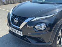USED 2022 22 NISSAN JUKE 1.0 DIG-T Tekna SUV 5dr Petrol DCT Auto Euro 6 (s/s) (114 ps) AUTO -- 1 OWNER -- FULL SERVICE HISTORY -- SAT NAV -- HEATED SEATS -- CAMERA