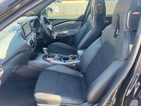 USED 2022 22 NISSAN JUKE 1.0 DIG-T Tekna SUV 5dr Petrol DCT Auto Euro 6 (s/s) (114 ps) AUTO -- 1 OWNER -- FULL SERVICE HISTORY -- SAT NAV -- HEATED SEATS -- CAMERA