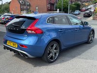 USED 2017 67 VOLVO V40 1.5 T2 R-Design Pro Hatchback 5dr Petrol Auto Euro 6 (s/s) (122 ps) &pound;9000 VOLVO OPTIONAL UPGRAES -- LEATHER -- SAT NAV -- CAMERA -- SUNROOF -- HEATED SEATS