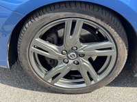 USED 2017 67 VOLVO V40 1.5 T2 R-Design Pro Hatchback 5dr Petrol Auto Euro 6 (s/s) (122 ps) &pound;9000 VOLVO OPTIONAL UPGRAES -- LEATHER -- SAT NAV -- CAMERA -- SUNROOF -- HEATED SEATS