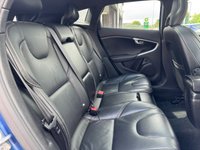 USED 2017 67 VOLVO V40 1.5 T2 R-Design Pro Hatchback 5dr Petrol Auto Euro 6 (s/s) (122 ps) &pound;9000 VOLVO OPTIONAL UPGRAES -- LEATHER -- SAT NAV -- CAMERA -- SUNROOF -- HEATED SEATS