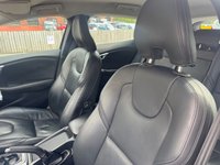USED 2013 63 VOLVO V40 2.0 D3 SE Hatchback 5dr Diesel Geartronic Euro 5 (s/s) (150 ps) AUTO -- FULL SERVICE HISTORY -- HEATED LEATHER -- CRUISE