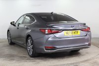 USED 2020 70 LEXUS ES 2.5 300h E-CVT Euro 6 (s/s) 4dr Sunroof, Reverse Camera,