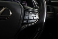 USED 2020 70 LEXUS ES 2.5 300h E-CVT Euro 6 (s/s) 4dr Sunroof, Reverse Camera,