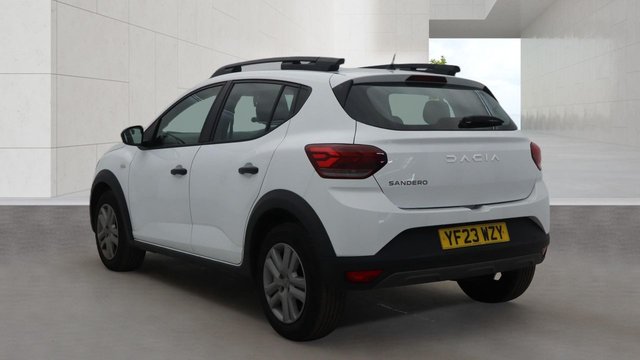 View our DACIA SANDERO STEPWAY