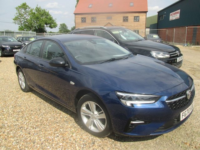 View our Vauxhall Insignia 1.5 CDTi SE Nav Hatchback 5dr Diesel Manual Euro 5 (122 ps)