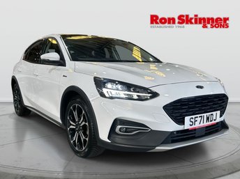 2022 FORD FOCUS}