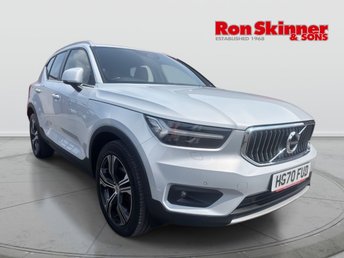 2020 VOLVO XC40